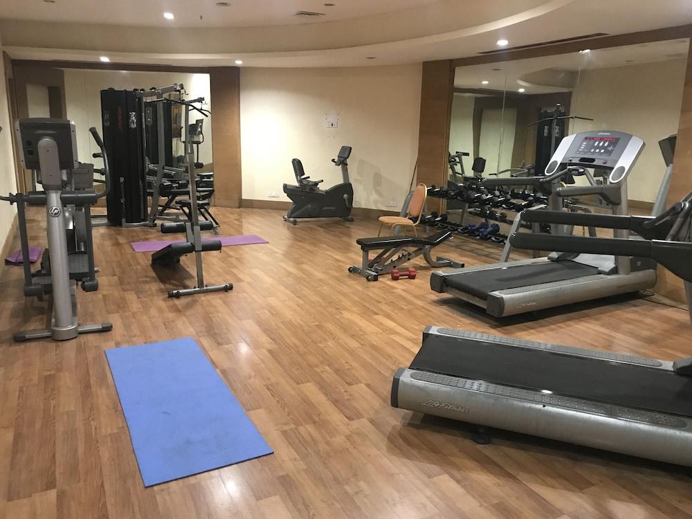 The Manohar Hyderabad Hotel Екстериор снимка