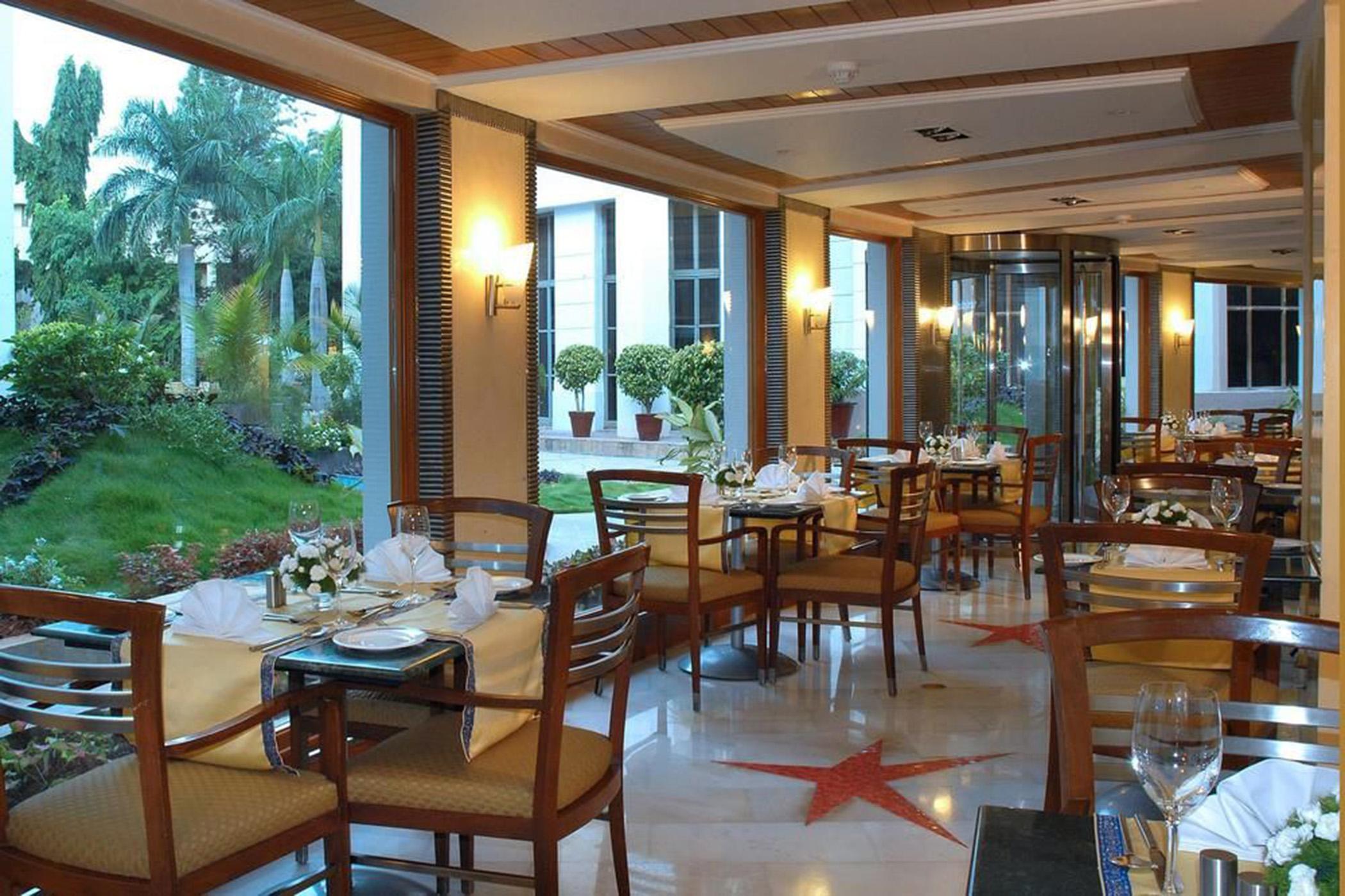 The Manohar Hyderabad Hotel Екстериор снимка
