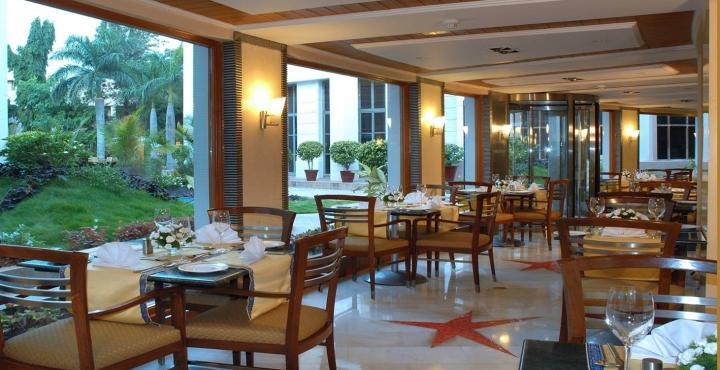 The Manohar Hyderabad Hotel Екстериор снимка