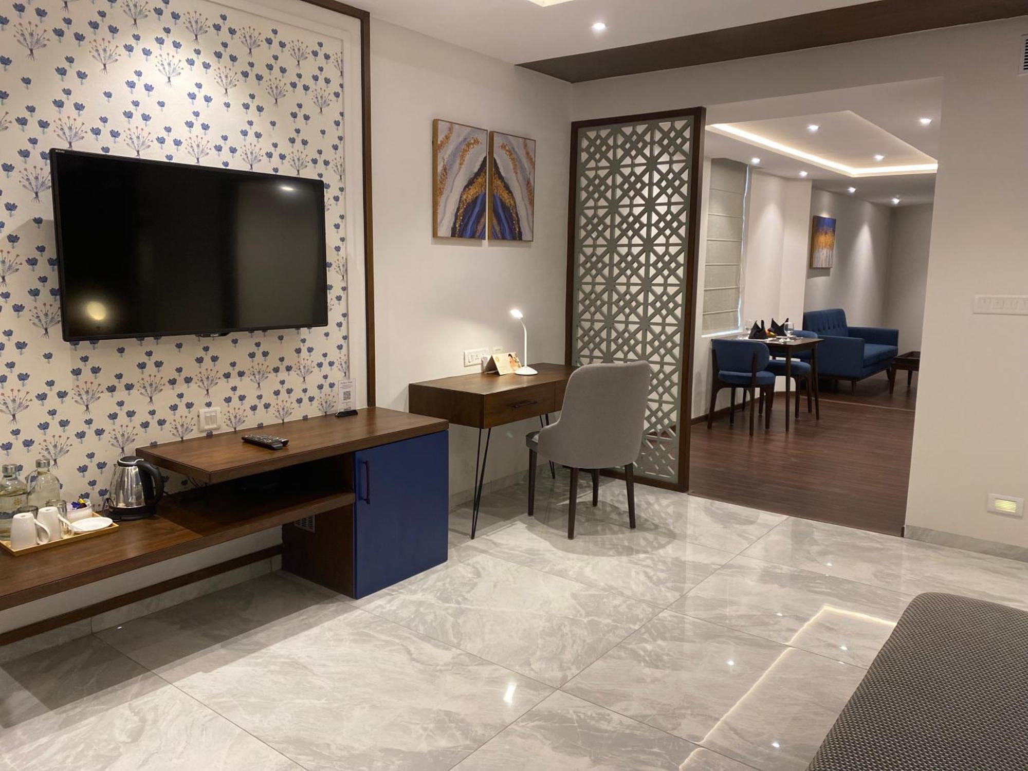 The Manohar Hyderabad Hotel Екстериор снимка