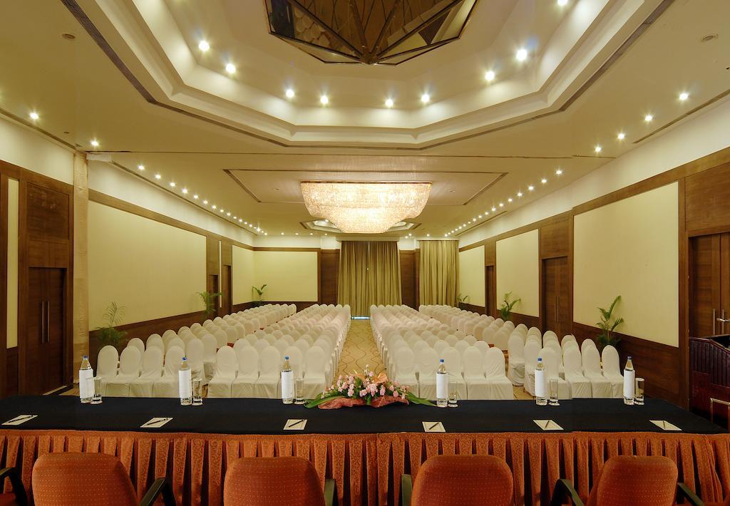 The Manohar Hyderabad Hotel Екстериор снимка