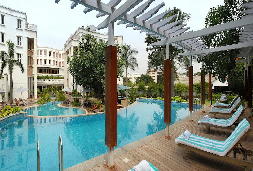 The Manohar Hyderabad Hotel Екстериор снимка
