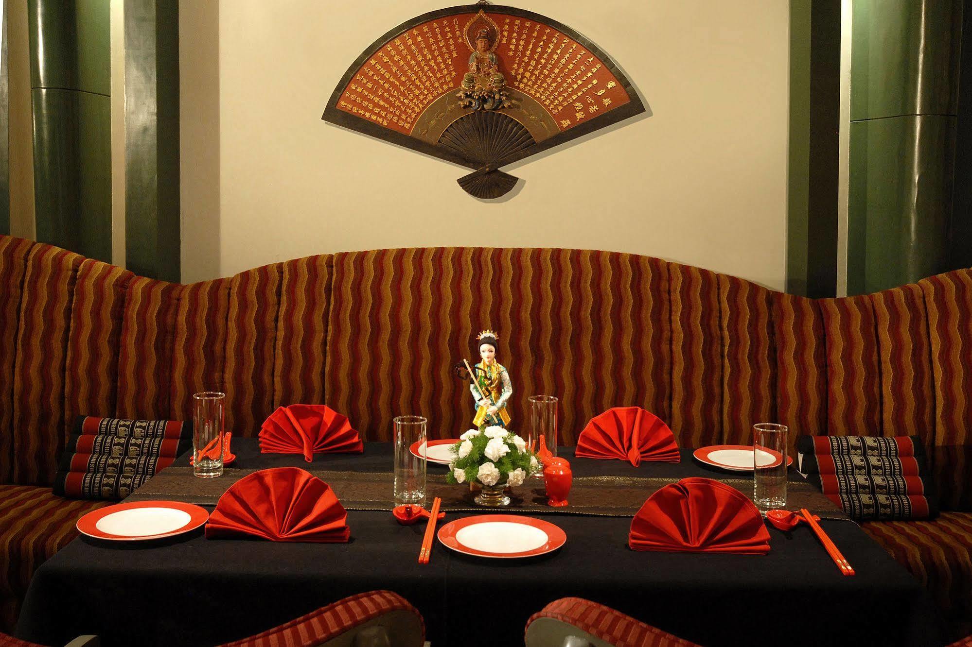 The Manohar Hyderabad Hotel Екстериор снимка