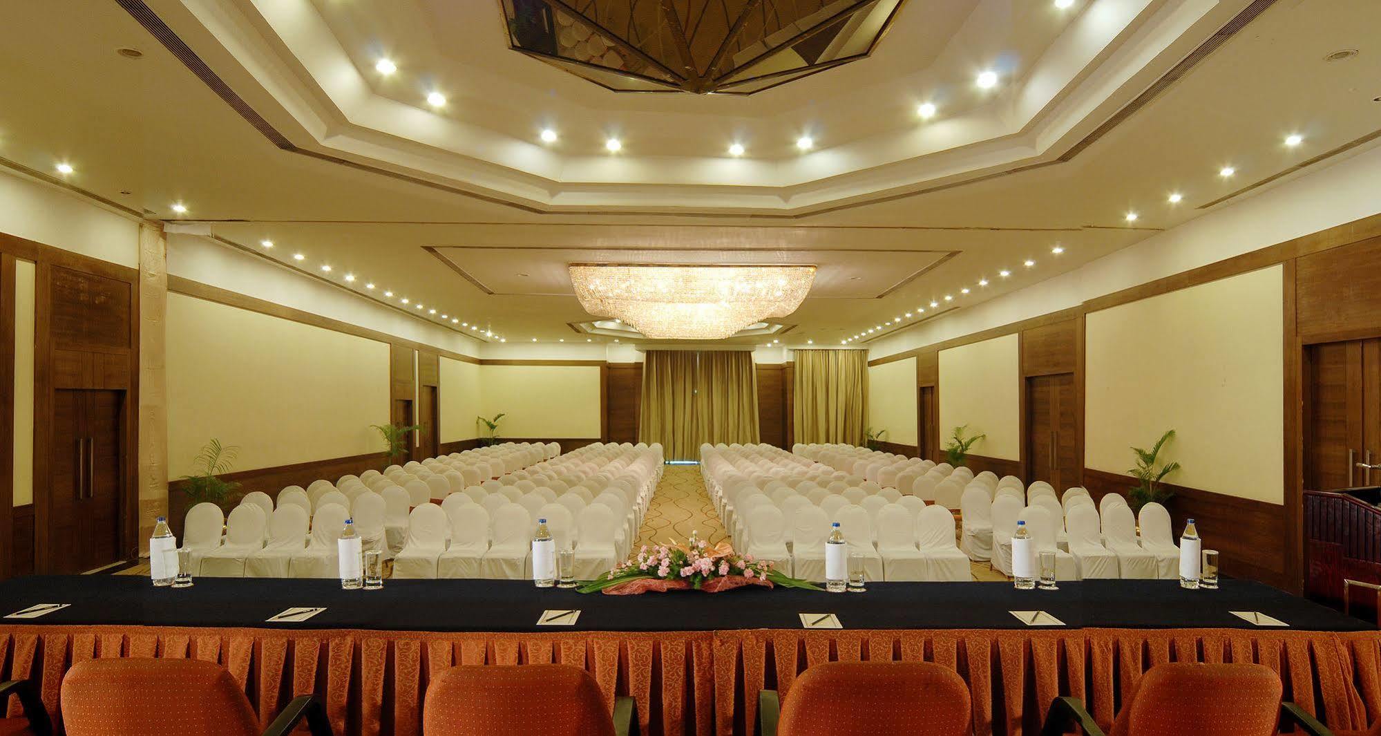 The Manohar Hyderabad Hotel Екстериор снимка